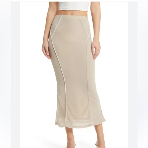 Topshop Women's Skirt from Nordstrom - Picture 1 of 3